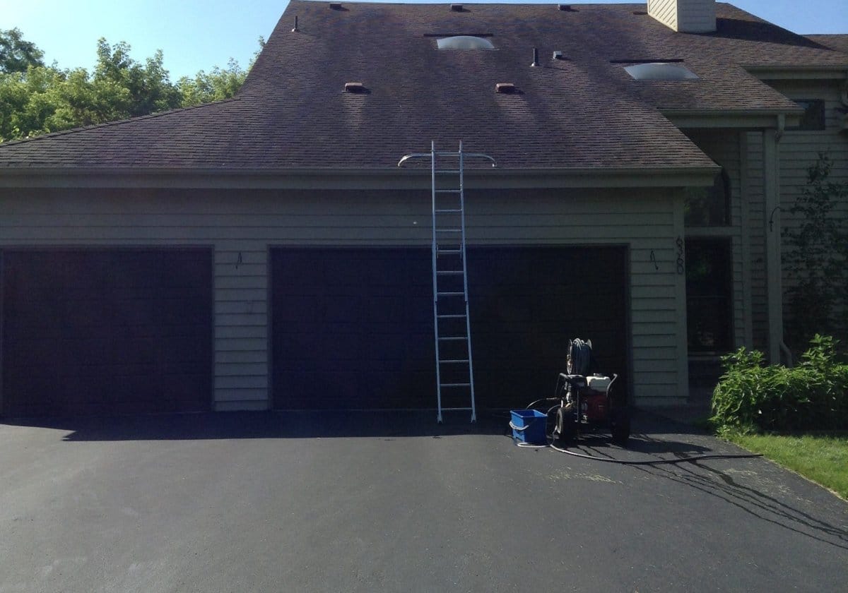 Roof Washing Services